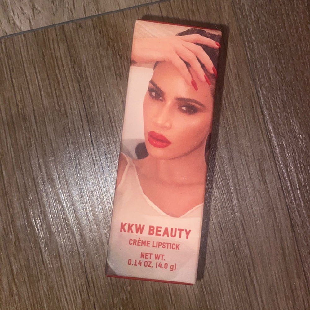 KKW beauty crème lipstick in cherry pop